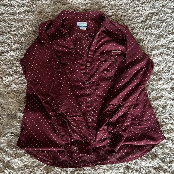 Columbia TexasA&M University Women’s Cotton PFG Swiss Dot Button Down SzM - Picture 10 of 10